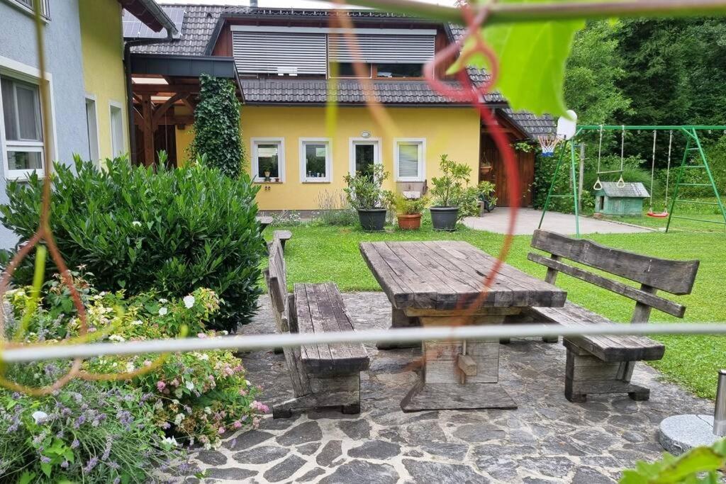 شقة Country Retreat, Near Ljubljana City, Apartma Na Vasi, Blizu Mesta Ljubljana ميدفودِ المظهر الخارجي الصورة