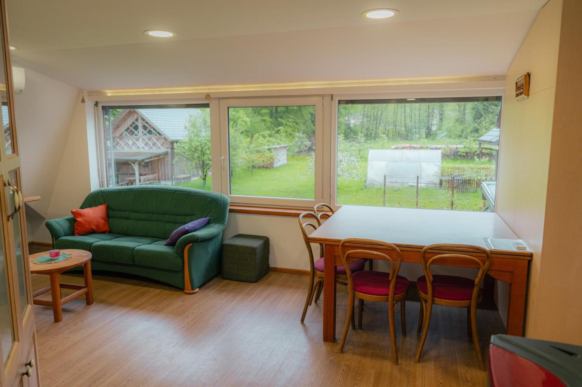 شقة Country Retreat, Near Ljubljana City, Apartma Na Vasi, Blizu Mesta Ljubljana ميدفودِ المظهر الخارجي الصورة